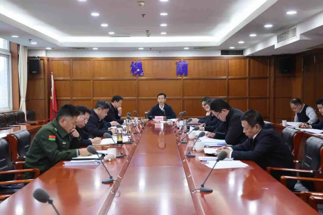 区委常委会会议召开