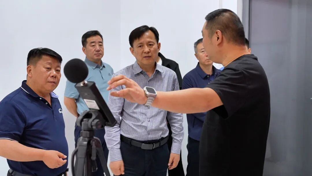 韩军到南辛庄街道联系服务民营企业